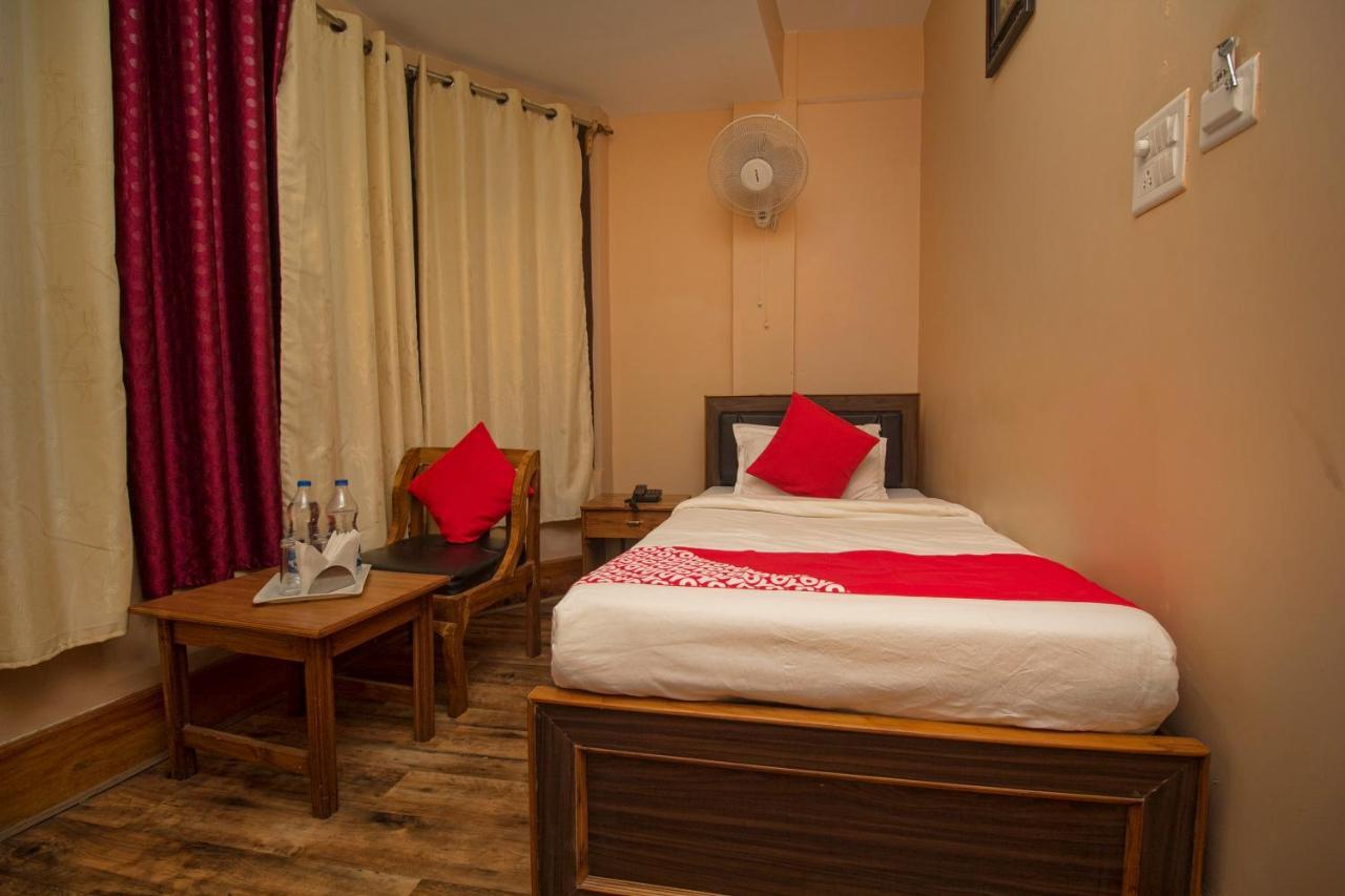 Oyo 23409 Lama Dhim Hotel Kalimpong Exterior foto