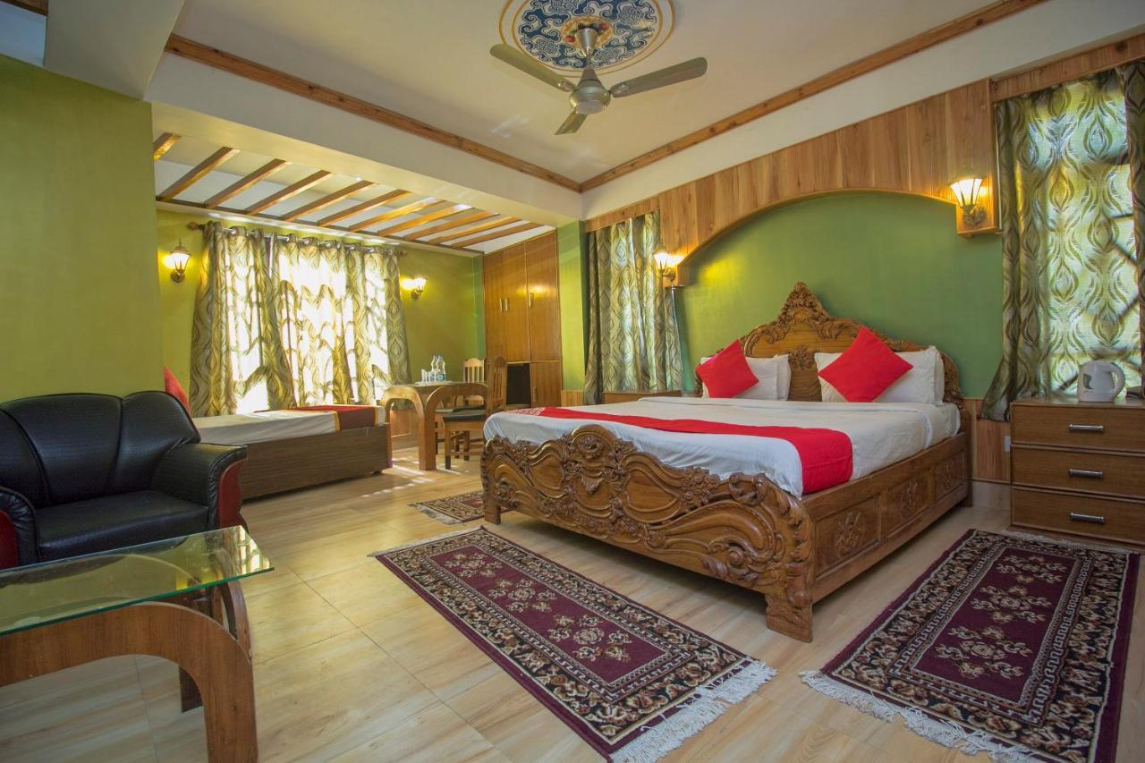Oyo 23409 Lama Dhim Hotel Kalimpong Quarto foto